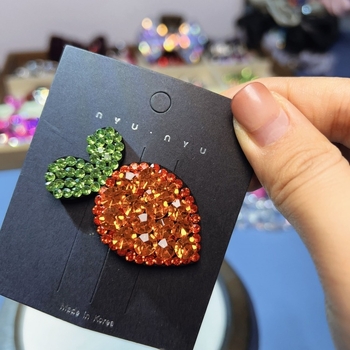 Clamă de păr BB din rhinestone, stil morcov, lucrată manual, Daxin