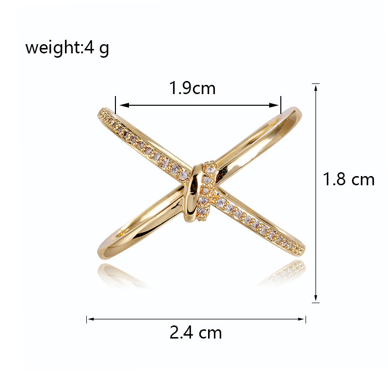 Háromgyűrűs réz sálcsat X-alakú csattal — geometriai forma, elektroplattázott bevonat, modell K017, 2025 tavasza