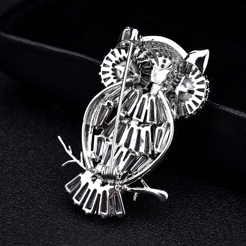 Broșă Yuzun – cupru zircon, stil feminin minimalist, decorare și cadou, model tg0129