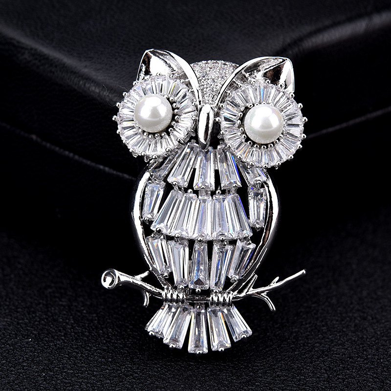 Broșă Yuzun – cupru zircon, stil feminin minimalist, decorare și cadou, model tg0129