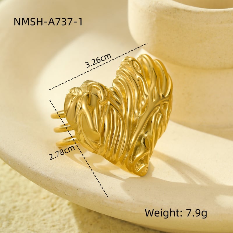 Titánacél sálgyűrű szív alakú textúrával – elektroplakolás, női divatkiegészítő, kettős használat (sál vagy ékszer), Nimai, ősz 2024