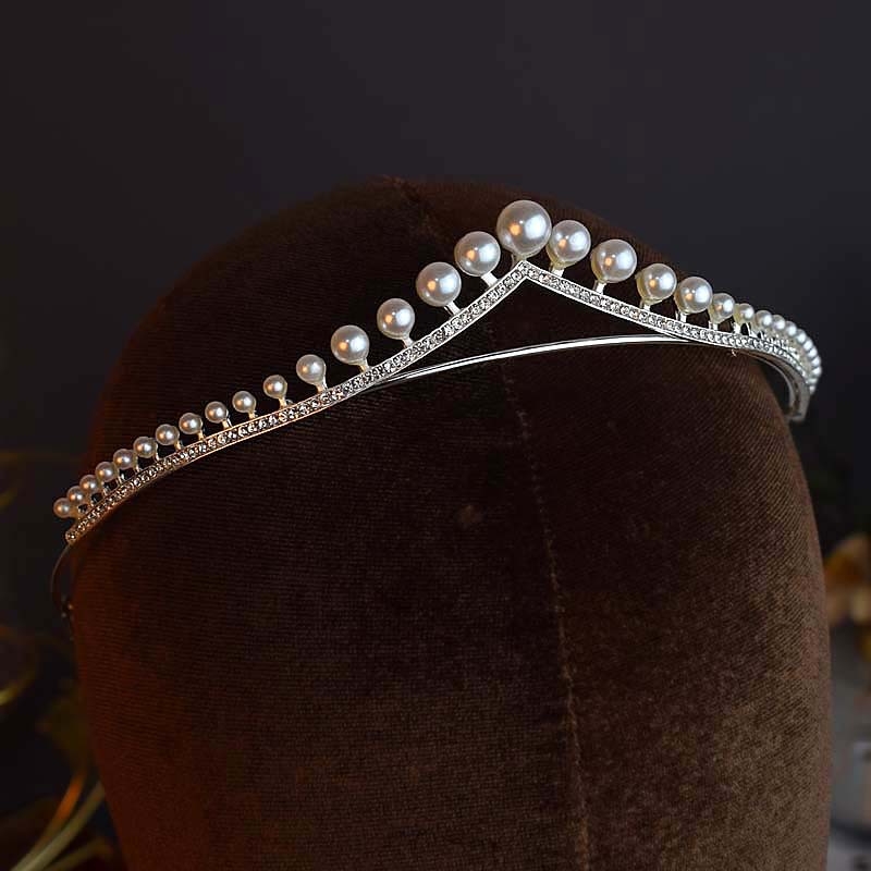 Čelenka s kraljevskom kronom i bijelim kristalima – legura, elektroplatiranje, jednostavan ženski stil