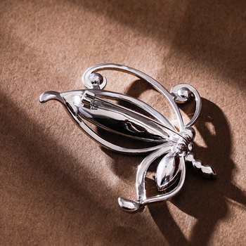 Broșă cu fluture pentru femei – accesoriu elegant pentru paltoane și eșarfe, aliaj de zinc, placare electrolitică, stil lux lejer, primăvara 2024