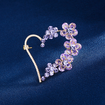 Broșă: cupru cu zirconiu încrustat; design inimă-flori; placare electrolitică; decorare, cadou