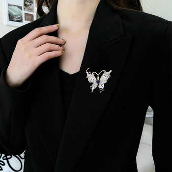 Broșă fluture din cupru cu zirconiu încrustat – accesoriu de modă decorativ și multifuncțional pentru femei