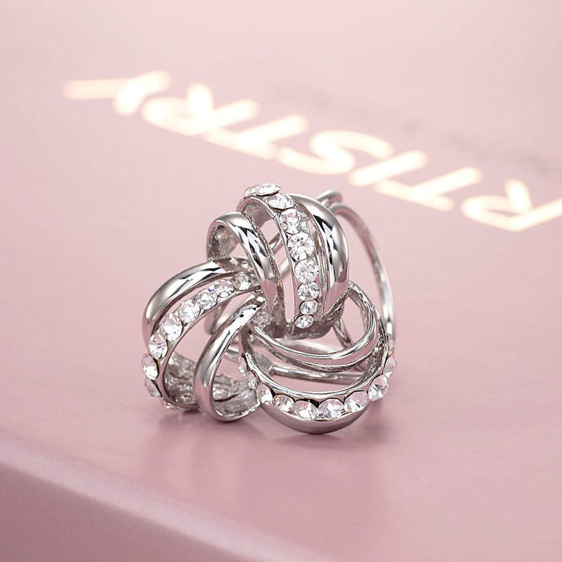 Broșă pentru eșarfă cu cataramă din trei inele, floare cu strasuri, aliaj, electroplating, accesoriu de modă pentru femei