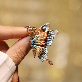 Broșă cu fluture – aliaj, emailată, design insecte, stil retro literar și artistic, finisaj electroplatinat