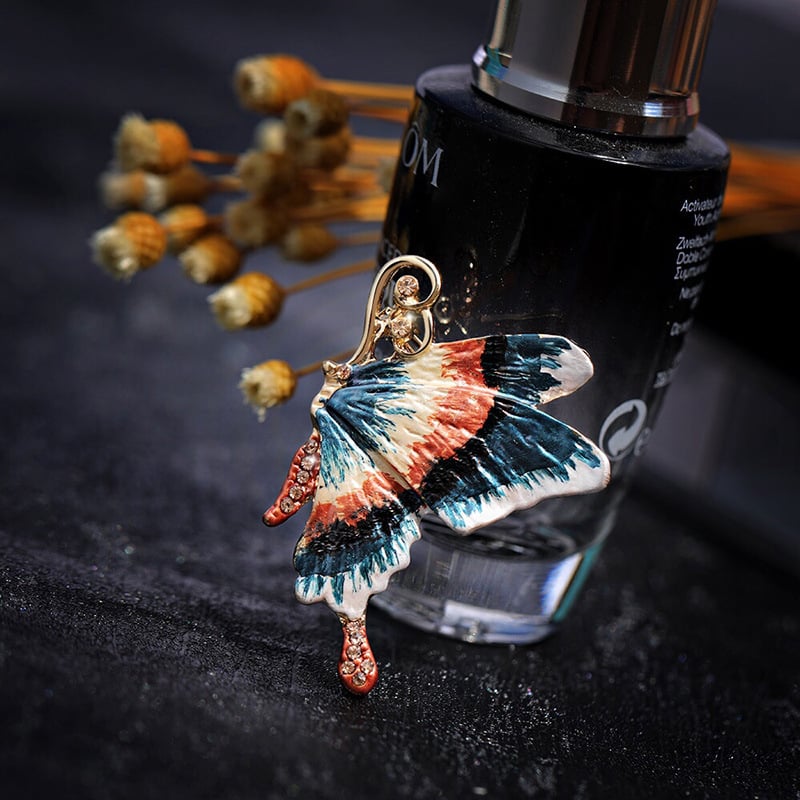 Broșă cu fluture – aliaj, emailată, design insecte, stil retro literar și artistic, finisaj electroplatinat