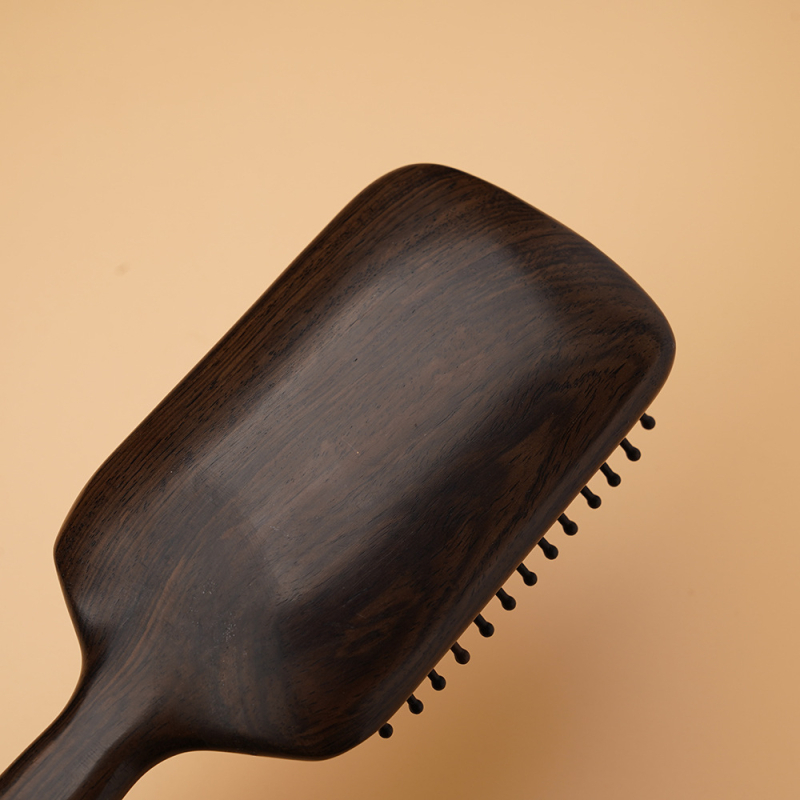 Santalfa hajkefe légpárnás masszázzsal a fejbőrre, négyszögletes kialakítás, otthoni használatra