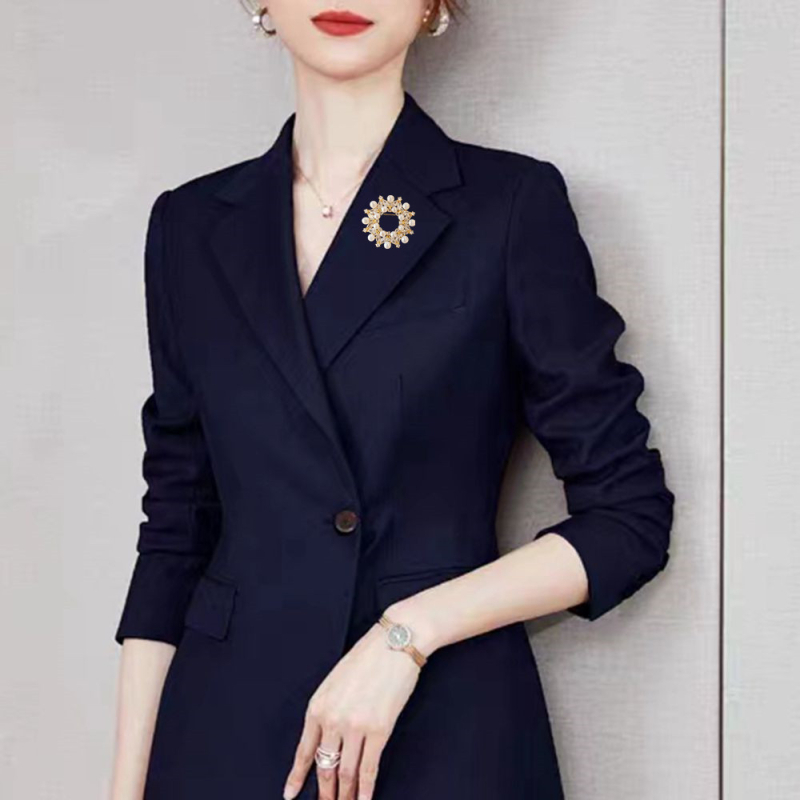 Broșă florală din cupru, finisaj electroplating, accesorii feminine pentru decorare și fixare eșarfă