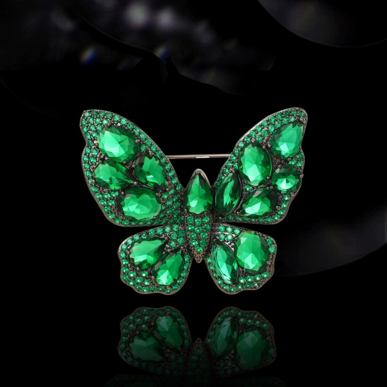 Bakrena broš, korejsko-japanski stil, životinjski motiv, dijamantna obrada