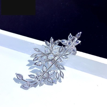 Broșă din cupru cu broderie, stil lux, dublă utilizare, primăvara 2025