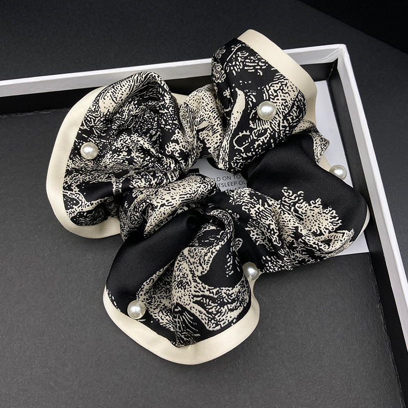 Inel de păr satin cu floare pentru coadă de cal – design original, stil îndrăzneț, finisaj Seiko