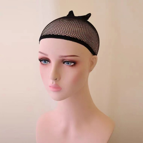 Parukaápolási készlet - parukaápolási kellékek: ápoló oldat, paruka-háló, hajkefe, parukatartó állvány; márka: Spring, summer, autumn and winter; nettó tartalom: 100 ml