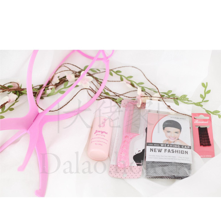 Parukaápolási készlet - parukaápolási kellékek: ápoló oldat, paruka-háló, hajkefe, parukatartó állvány; márka: Spring, summer, autumn and winter; nettó tartalom: 100 ml