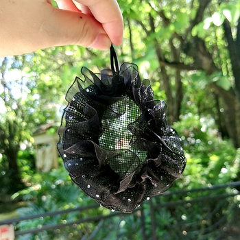 Csipkés hajháló copfhoz, zsinórral és gombbal — retro stílus latin tánchoz, teljes gyémántos, rendkívül fényes