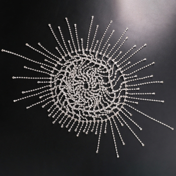 Ötvözetből készült rojtos rhinestone hajdísz nőknek — egyszerű stílus, mikro-beágyazás technika, ideális klubokban és színpadi viseletre