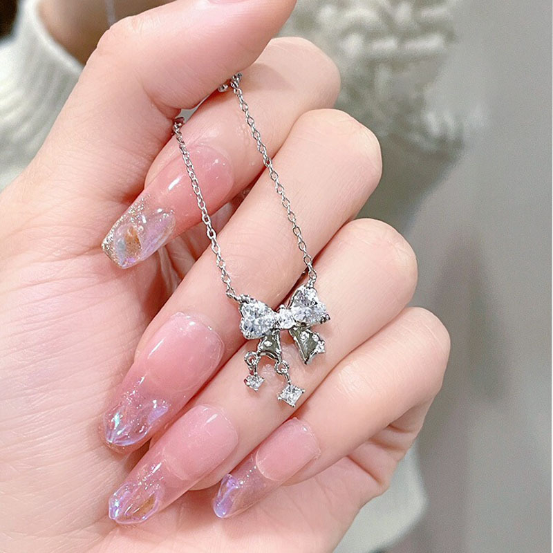 Náhrdelník zo striebra 925, prívesok v tvare srdca a mašličky, reťaz s krížom, ľahký luxusný štýl pre ženy