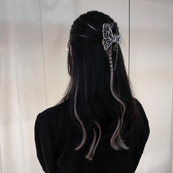 Fém pillangó hajcsat kristálylánccal — koreai stílus, galvanizált felület, hajcsat fogózáras, fejfedő dísz