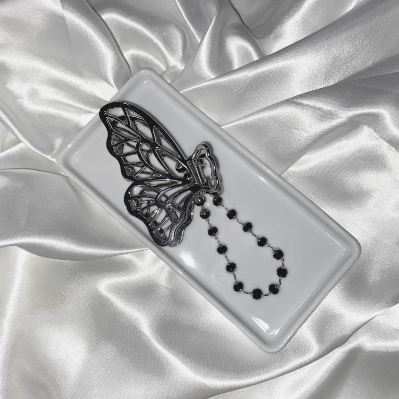 Fém pillangó hajcsat kristálylánccal — koreai stílus, galvanizált felület, hajcsat fogózáras, fejfedő dísz