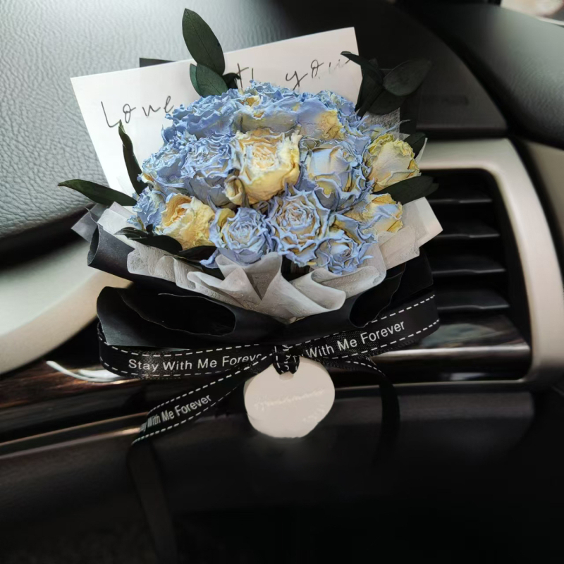 Difuzor auto de aromă cu buchet uscat de trandafiri eterni – decor auto și cadou pentru nuntă sau zi de naștere