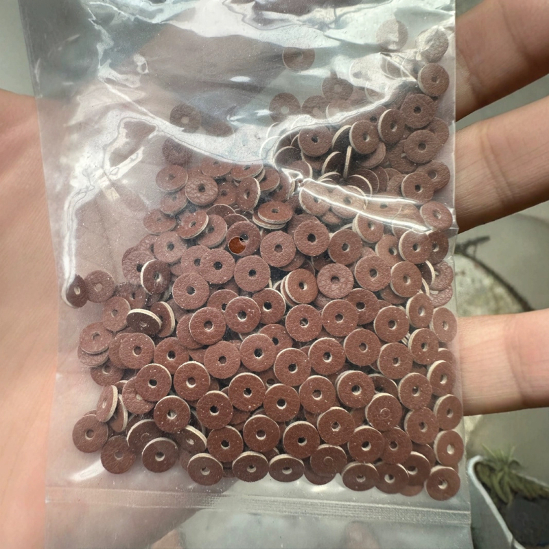 Crvene dvostrane distančice za DIY nakit od umjetne kože