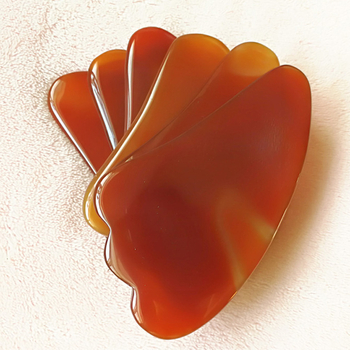 Poliruota chalcedonio agato Gua Sha lenta - universalus geometrinis masažo įrankis, Princesės serija