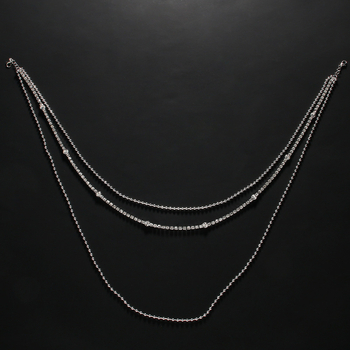 Kūno grandinė moterims, lašinio formos krištalai, elektroplatinavimo lydinio įsodinti dirbtiniai akmenys, su atvira nugara, daugiasluoksis dizainas vakariniams drabužiams