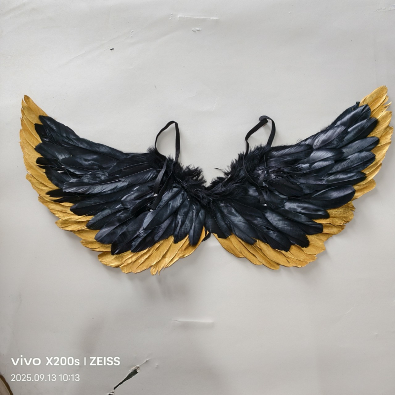 Anjelové krídla – rekvizita na Halloween cosplay, ručne vyrobené, perie a drôt