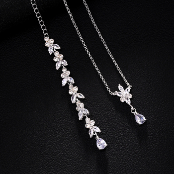 Back Chain Body Jewelry s rhinestones, cvjetni dizajn, bijela kristalna ugradnja, elektroplatinirani spoj