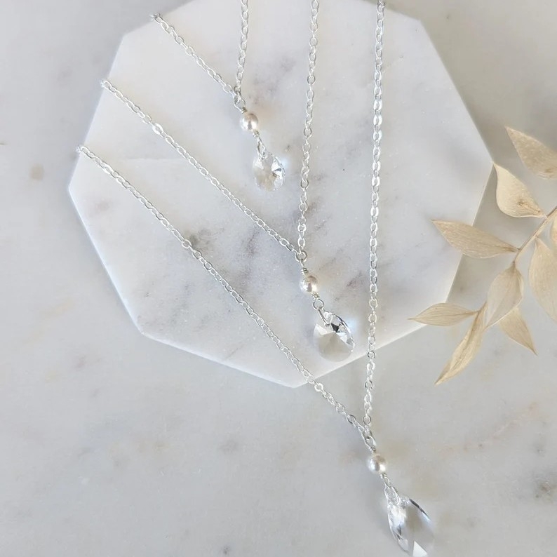 Ogrlica s leđnim lancem i kristalom – srebro 925, elektroplating, ukras leđa