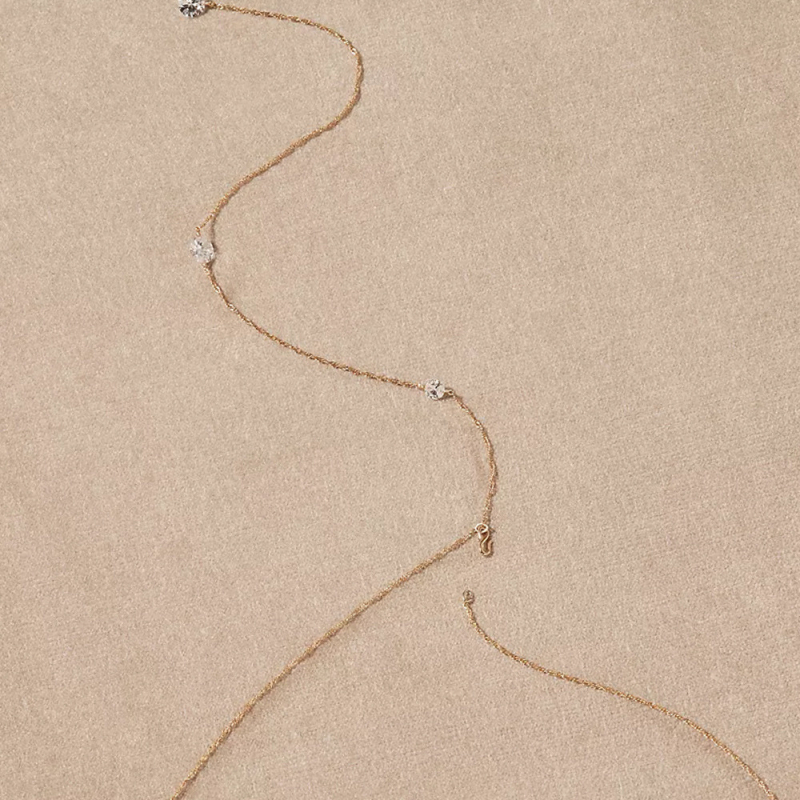 Lanț pentru corp cu strasuri și ciucuri – lanț de spate pentru mireasă, design geometric simplu, placare electrolitică din cupru cu inserții de cristale albe