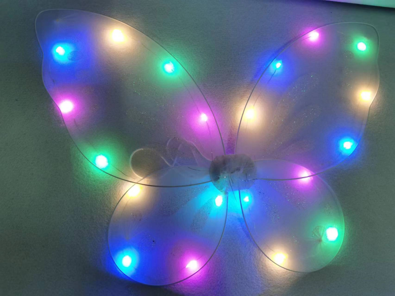 Φτερά Αγγέλου για την πλάτη – νάιλον, ημιχειροκίνητη/ημιμηχανική επεξεργασία, δυνατότητα προσαρμογής, μάρκα Chasing