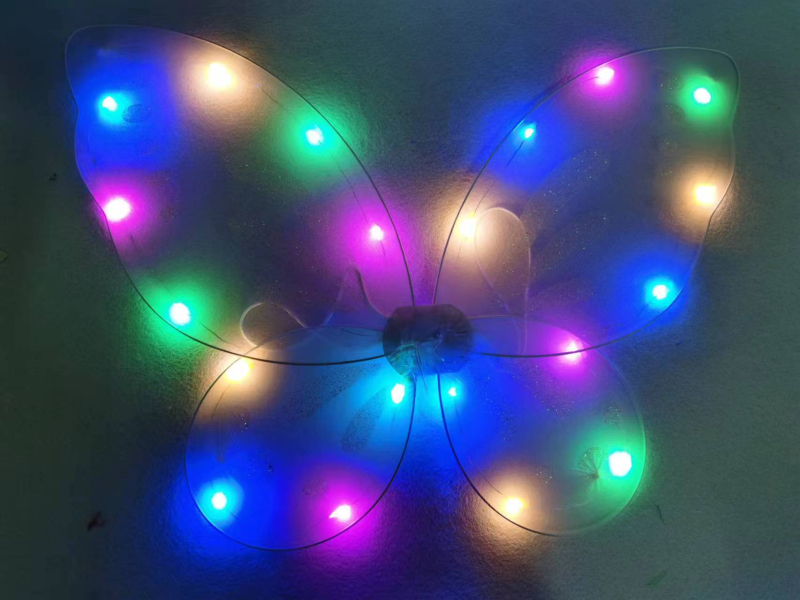 Φτερά Αγγέλου για την πλάτη – νάιλον, ημιχειροκίνητη/ημιμηχανική επεξεργασία, δυνατότητα προσαρμογής, μάρκα Chasing