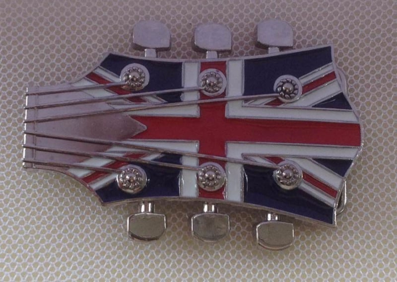 Spona za kaiš inspirirana gitarom, cinkova legura, glatka površina, modni dodatak