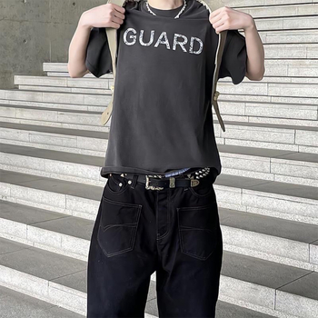 PU bőrből készült kettős soros szegecses kereszt öv, ötvözet csattal, pántzáras zárás, uniszex punk deréköv, szélesség több mint 4 cm