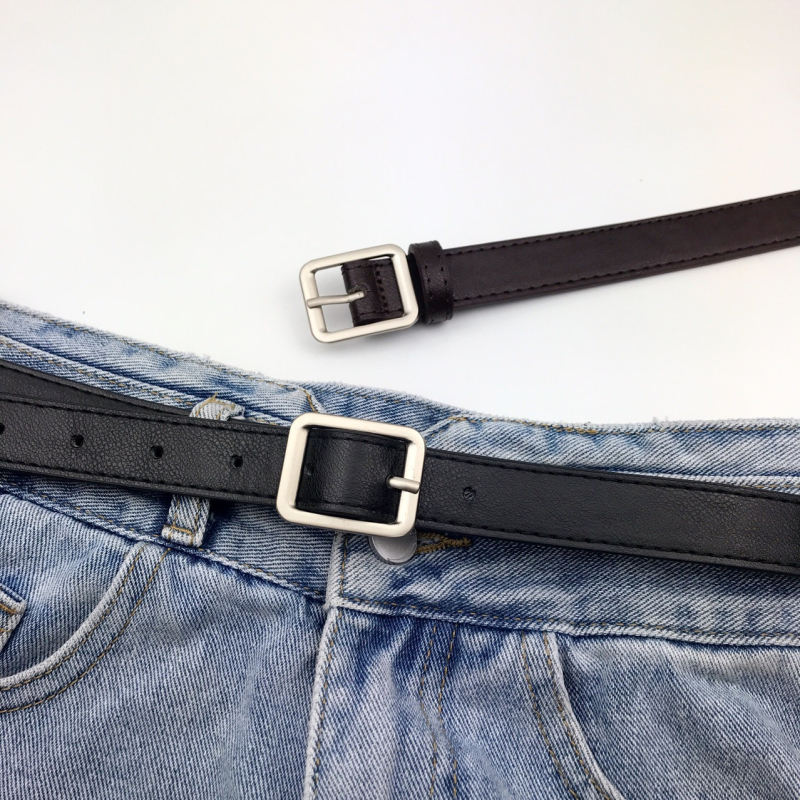 Női PU bőr farmeröv, ötvözet csattal és tűs csattal, szélesség 2-4 cm, univerzális és egyszerű stílus, 2022 nyár