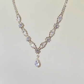 Ogrlica s geometrijskim zirconom privjeskom, bakreni lanac, 51-60 cm, elektroplatinirano, stil laganog luksuza