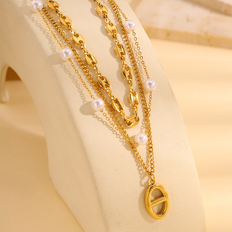 Rozsdamentes acél nyaklánc vákuumbevonattal, medál állatmotívummal, kombinált lánccal nőknek