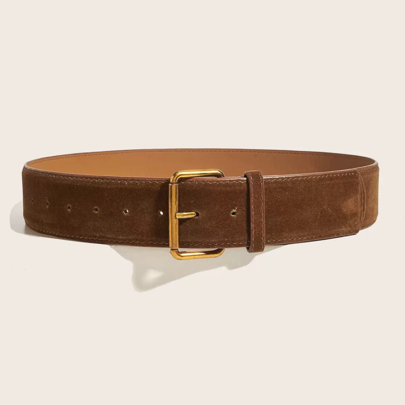 Női öv PU bőrből, ötvözetből készült négyszögletes csattal, tűcsattal záródó, szélesség 2–4 cm, elektroplattolt felület