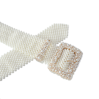 Női derékszíj gyöngyökkel, ötvözet csattal, tűcsatos zárással, 4 cm-nél szélesebb