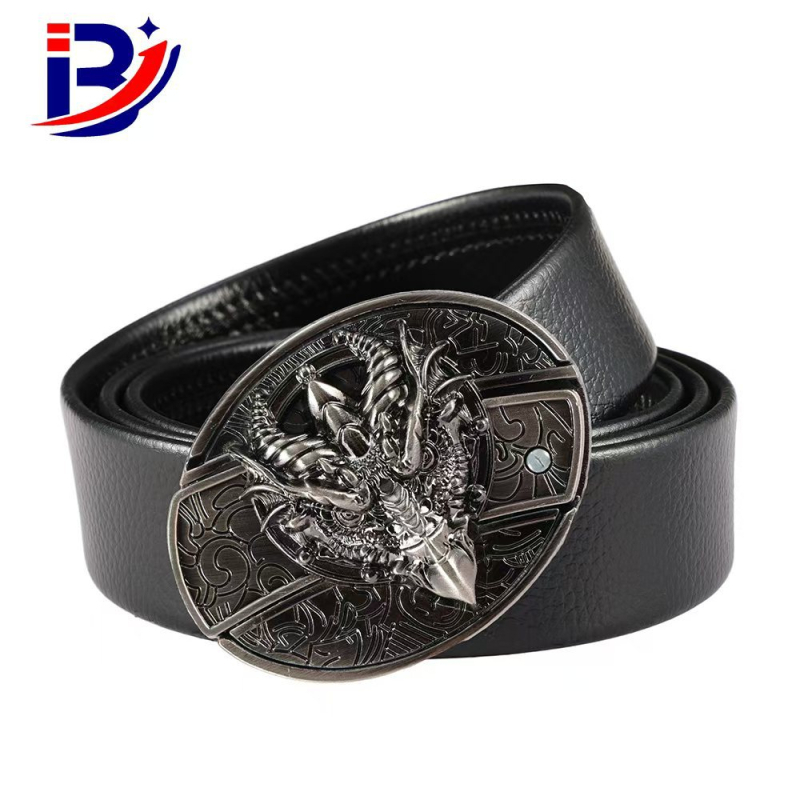 Övcsat — ötvözet, ovális forma, sima/lemezes csat, állatmintás, hip-hop stílus