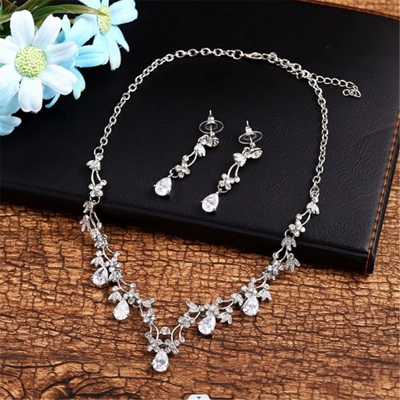 Set ogrlice i naušnica, od legura, Rhinestone privjesak, lanac tipa O, elektroplatinirano