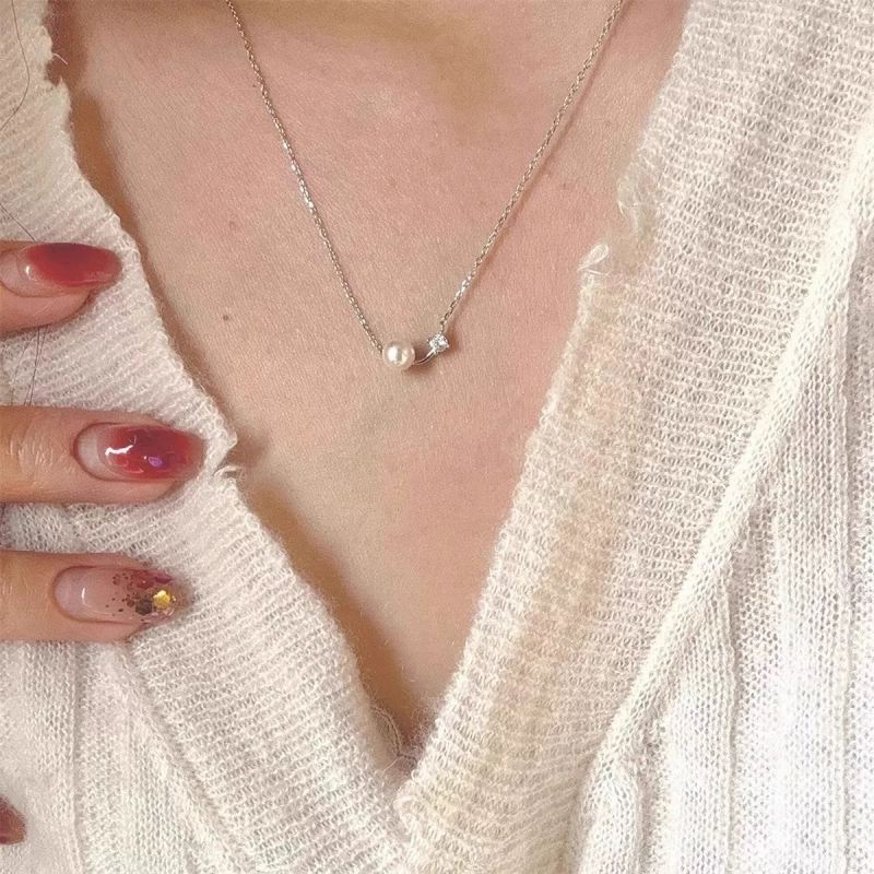 Chengchen jewelry Ogrlica od školjki, geometrijski privjesak od srebra 925, križna lanac, elektroplatirani završetak