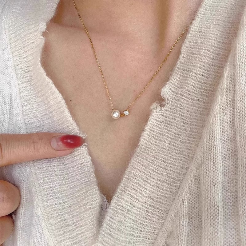 Chengchen jewelry Ogrlica od školjki, geometrijski privjesak od srebra 925, križna lanac, elektroplatirani završetak