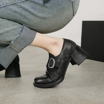 Női loaferek - kerek orrú, középmagas felsőrész, mikrorost felsőrész, gumitalp, vastag sarkú 6–8 cm