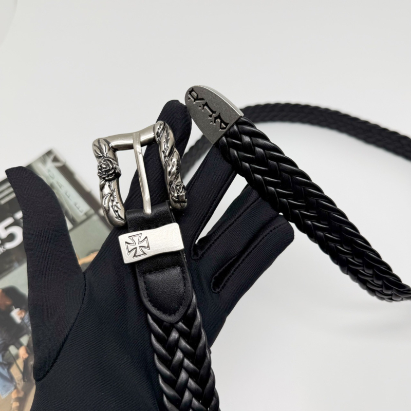 PU bőrből készült öv, kézzel szőtt motívummal, rózsás punk rock dizájn, ötvözet övcsattal, tűcsapos zárással, szélesség 2-4 cm, retro stílus