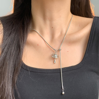 Κολιέ με έμπνευση από τον Κρόνο, γεωμετρικό σχέδιο, χειροποίητο, χαλκός με μενταγιόν από κράμα, INS στυλ, άνοιξη 2025