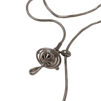 Κολιέ με έμπνευση από τον Κρόνο, γεωμετρικό σχέδιο, χειροποίητο, χαλκός με μενταγιόν από κράμα, INS στυλ, άνοιξη 2025