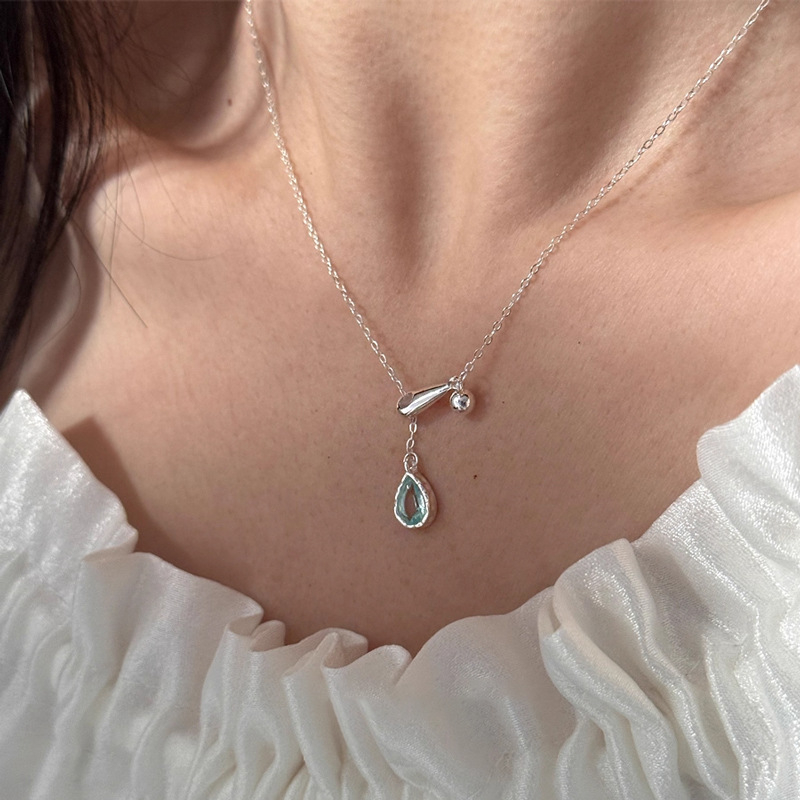 Colier Miesika S925 din argint cu pandantiv în formă de picătură de apă și piatră prețioasă, inlay cu diamant, lanț încrucișat, design luxos discret
